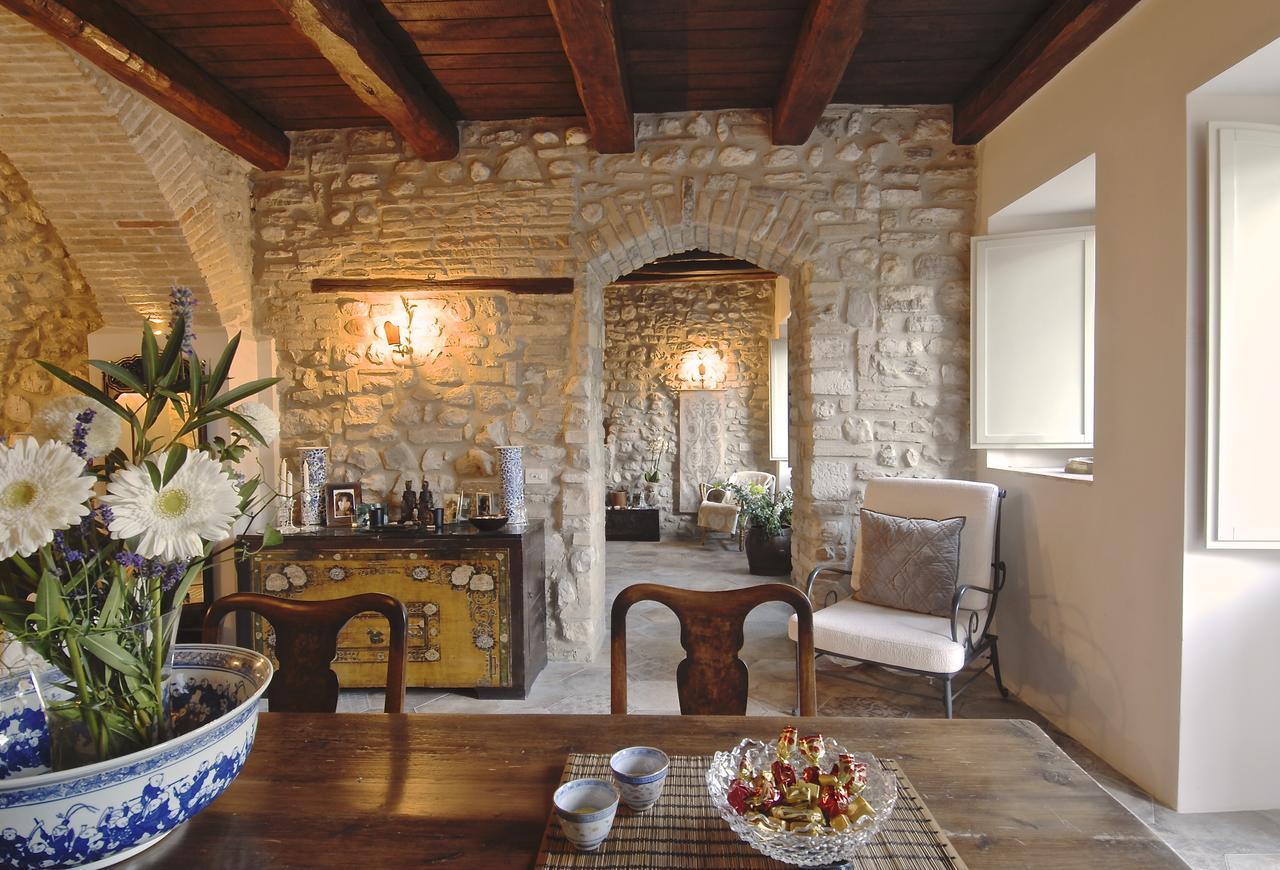 Palazzo Sant'Angelo Bed & Breakfast Spoleto Dış mekan fotoğraf