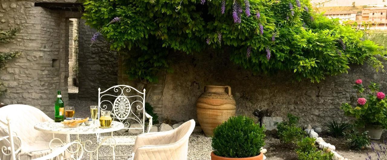 Palazzo Sant'Angelo Bed & Breakfast Spoleto Dış mekan fotoğraf